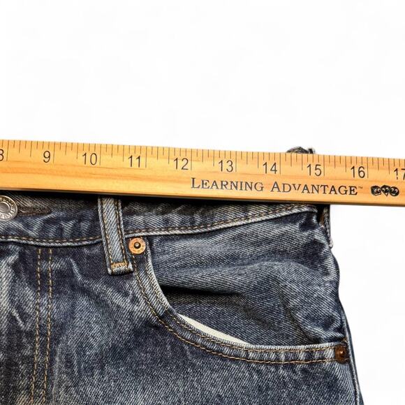 Levi’s Red Tab Straight Leg Jeans – Mid Blue 2000s Fade, Cropped Inseam - Picture 3 of 5